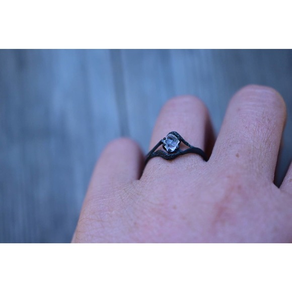 Alternative diamond engagement ring,  raw stone rings, unique engagement… - Picture 6 of 6